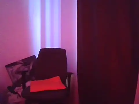 Show modela toohoot4you na web-kameri