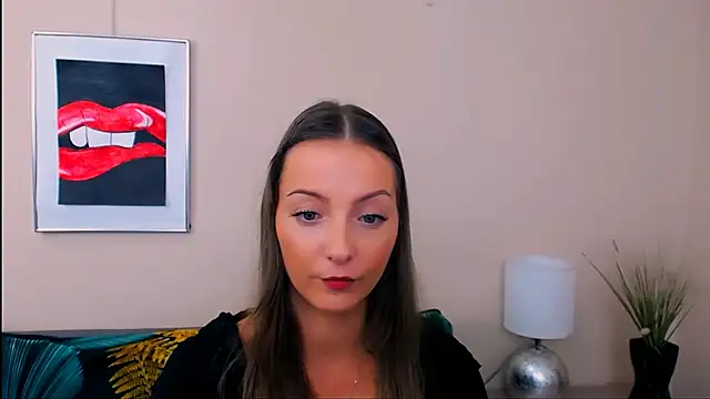 دردشة NatalieSexy الجنسية المباشرة