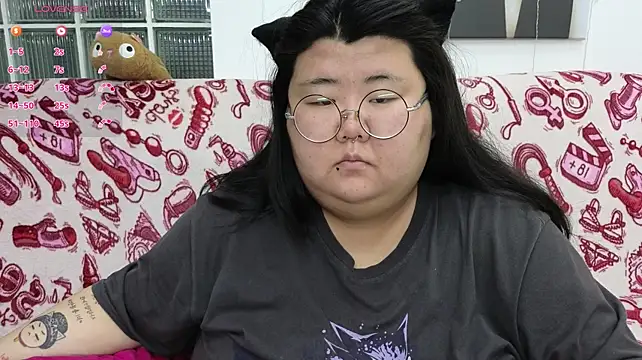 Nadine_asianのライブXXXチャット