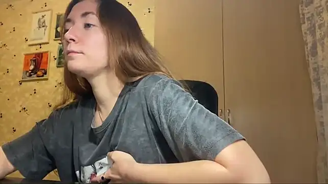 ValerieLomackのライブXXXチャット