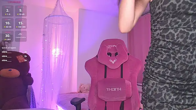 MilaStoyne Chat XXX in diretta