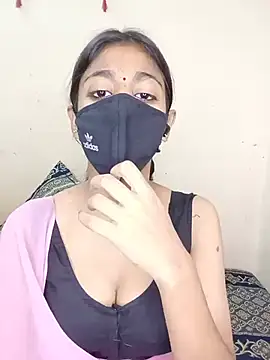MISS-JIYA- Show in webcam
