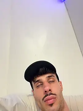 slaamdopee 现场XXX聊天
