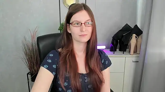 Chat +18 de emmaxDelight ao vivo