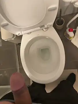צ'אט XXX בשידור חי של PijaconMilk