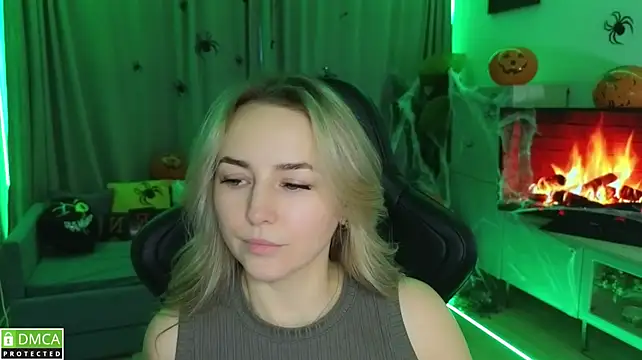 Živý XXX chat Mira_Mermayd