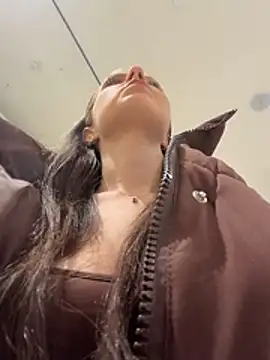 แชท XXX สดของ Ttixmila