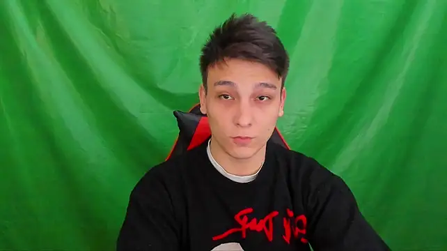 Justin_time111 – Naživo XXX chat