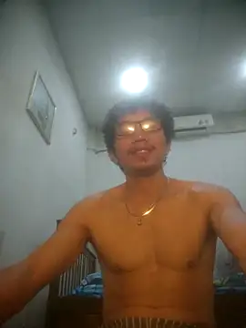Chat XXX Live traiwe06