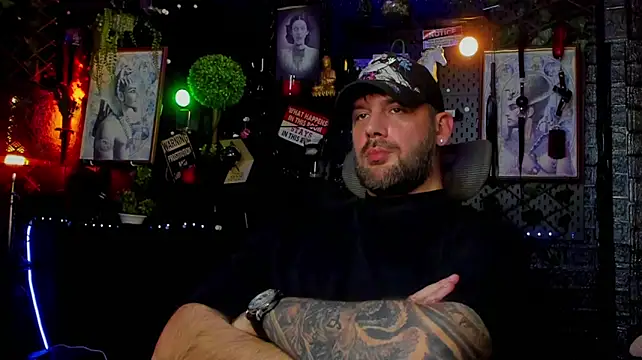 LexHardy – Naživo XXX chat