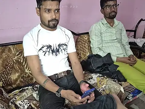 aryan2409's Webcam Show