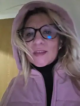 KaylinJan Live XXX-chat