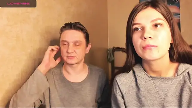 عرض كام WeliosCouple