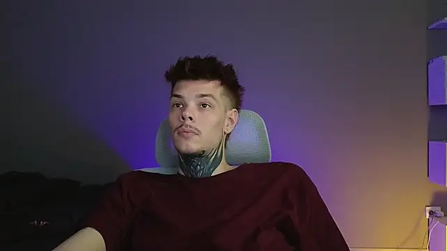 Živý XXX chat DENIS_HERE
