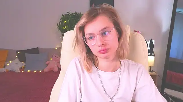 แชท XXX สดของ NoraMoreau