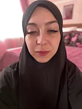 LynaFrostn Live XXX chat