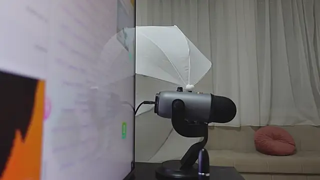 Živý XXX chat HaileyRoses