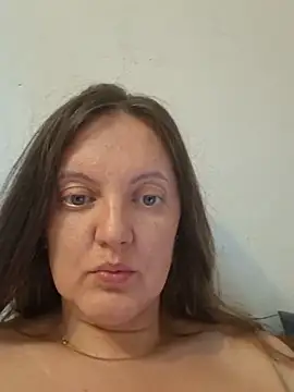 Jade_Kissy Adlı Modelin Canlı XXX Sohbeti