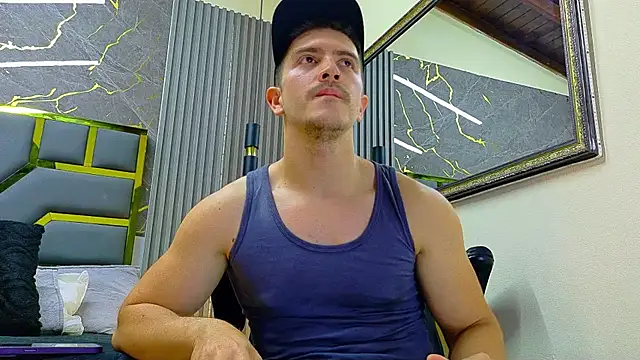 ALANNFERRER élő XXX-chatje