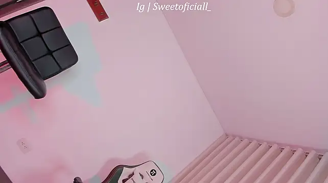 Chat +18 de Sweet__giirl ao vivo