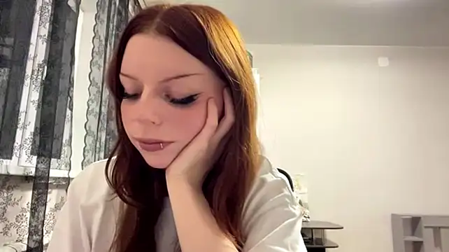 EuniceDomann's Live XXX Chat