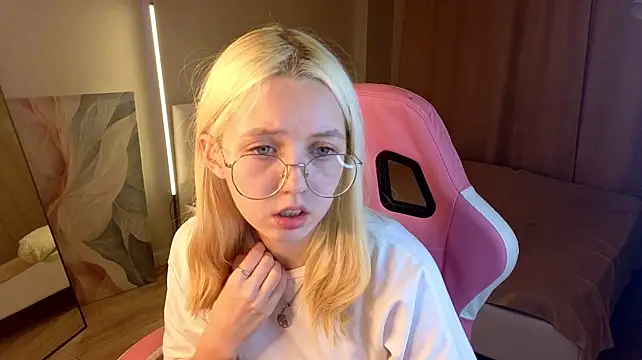 mollyy_snow's Live XXX Chat