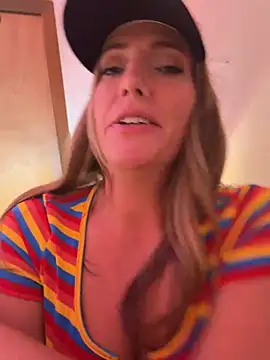 hollyharmd Chat XXX live