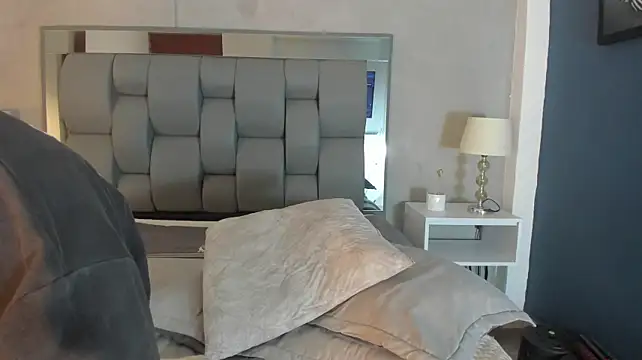 Charlie___Musk Show Webcam