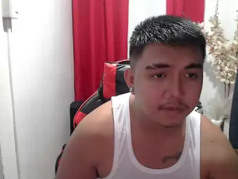 Živý XXX chat David_hot_dad