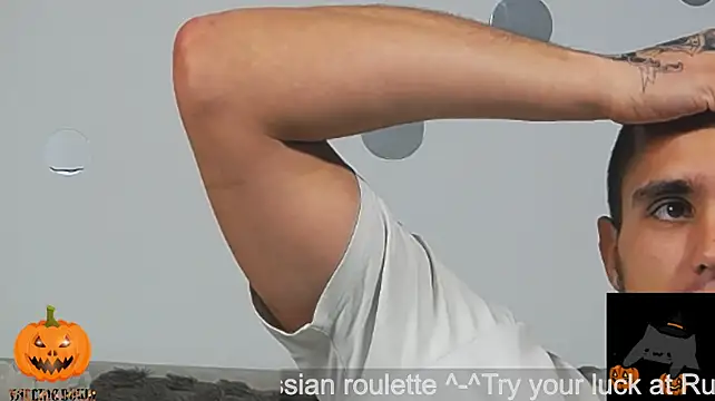 Avgust__ Live XXX Chat