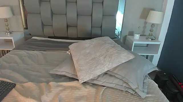 Charlie___Musk 라이브 XXX 채팅