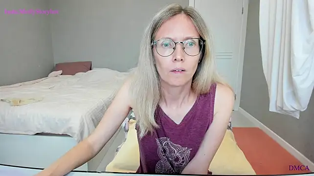 MollyStory Chat XXX in diretta