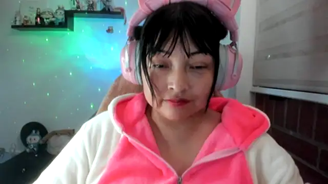 Shaddycute_ Chat XXX in diretta