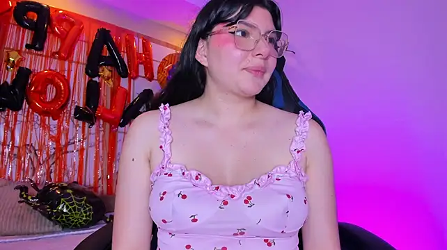 Онлайн чат XXX Seraphine_18