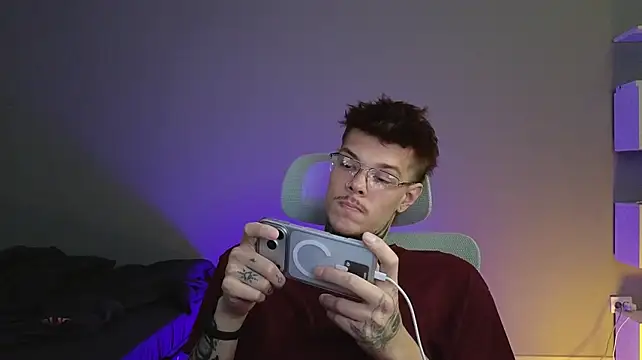 XXX chat uživo modela DENIS_HERE