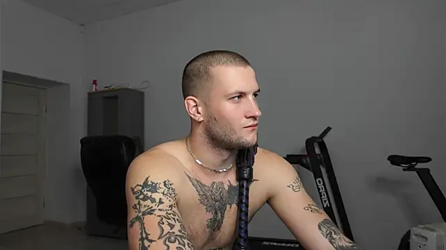 Igor_WildeのライブXXXチャット