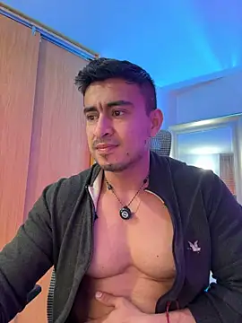Chris_Clarck Adlı Modelin Web Kamerası Şovu