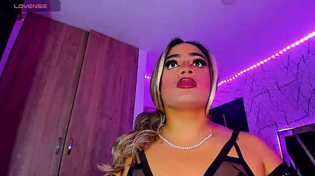 Amber_bigdick22 live XXX chat