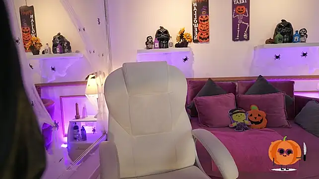 Chat XXX en directo de ConnyJenner