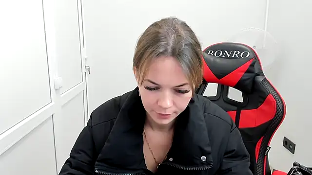 TessaSpring's Live XXX Chat
