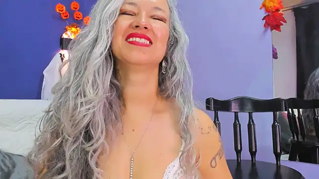 DiitaVonteese Live XXX-Chat