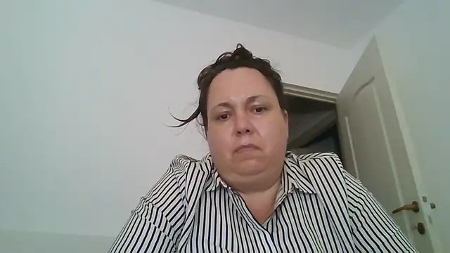 WendyRhoades Adlı Modelin Canlı XXX Sohbeti