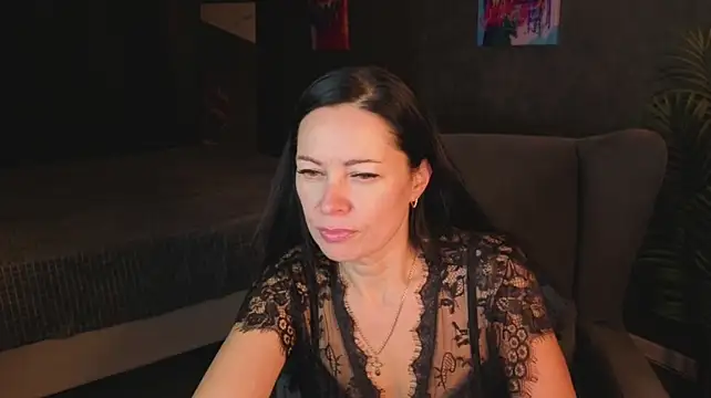 Maria_Howard Chat XXX live
