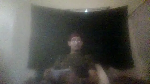 הופעת וובקאם של ThrowedWorldWide