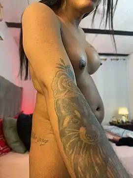 taniababy Show in webcam