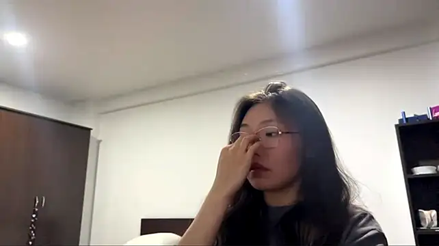 IlonaBantillan Chat XXX live