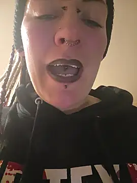 PinkTheHawk Live XXX-chat