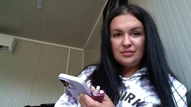 XXX chat uživo modela MeganBlueq