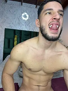 axel_tone Adlı Modelin Canlı XXX Sohbeti