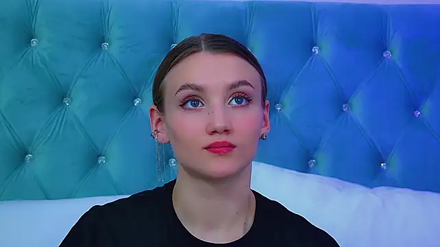 StacyEvances' Live XXX Chat